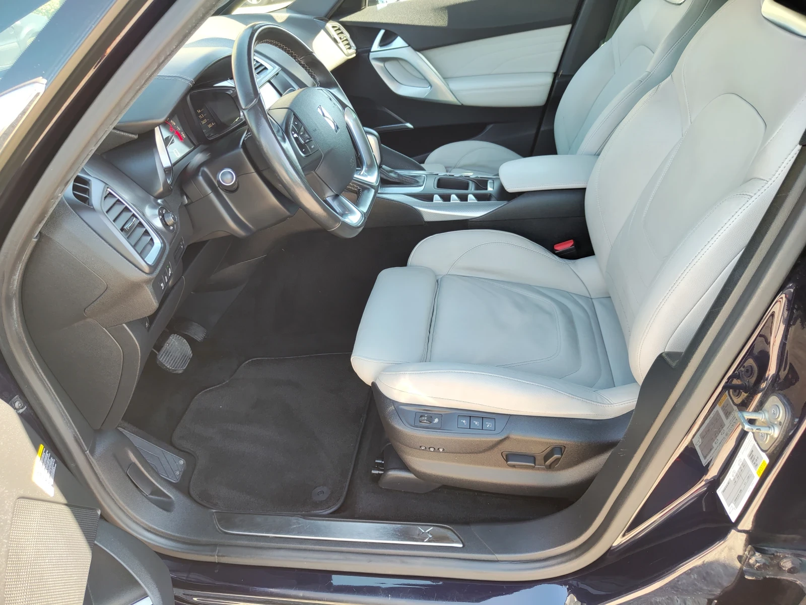 Citroen DS5  - изображение 10