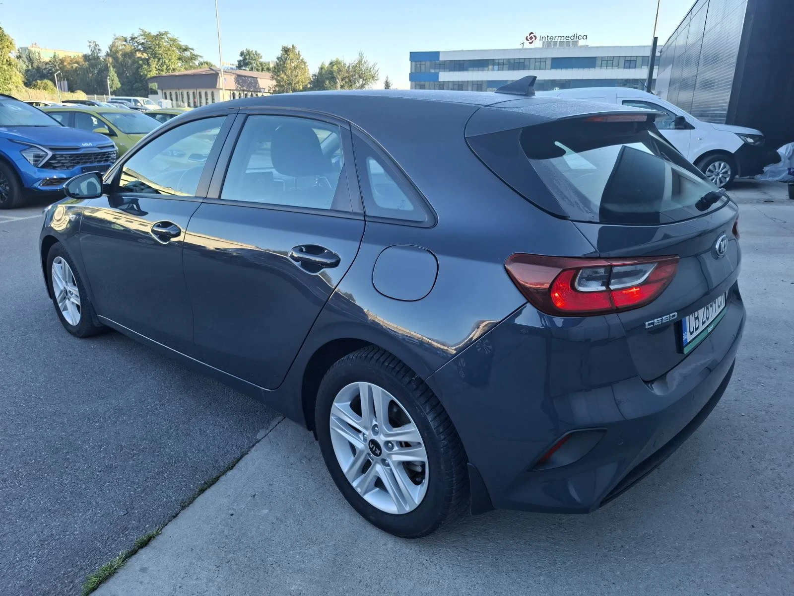 Kia Ceed 1.5 T-gdi Comfort Гаранция - изображение 6