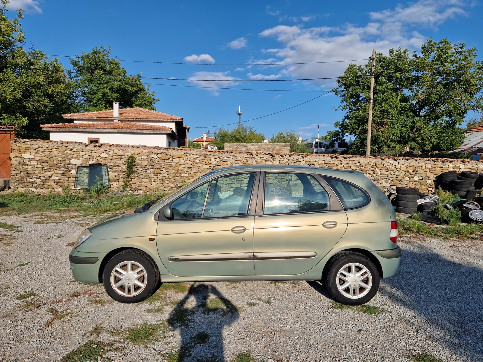 Renault Scenic 1 6i, 02г, Климатик, ИТАЛИЯ  - изображение 2