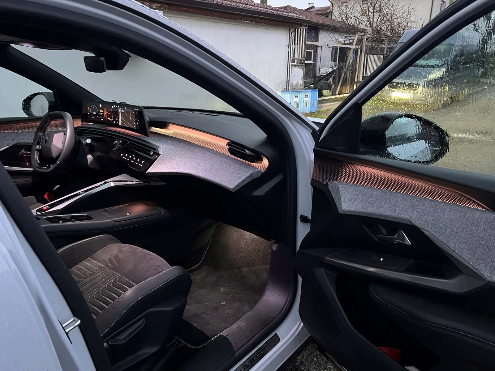 Peugeot 3008 GT 12000 км, снимка 5 - Автомобили и джипове - 53663907