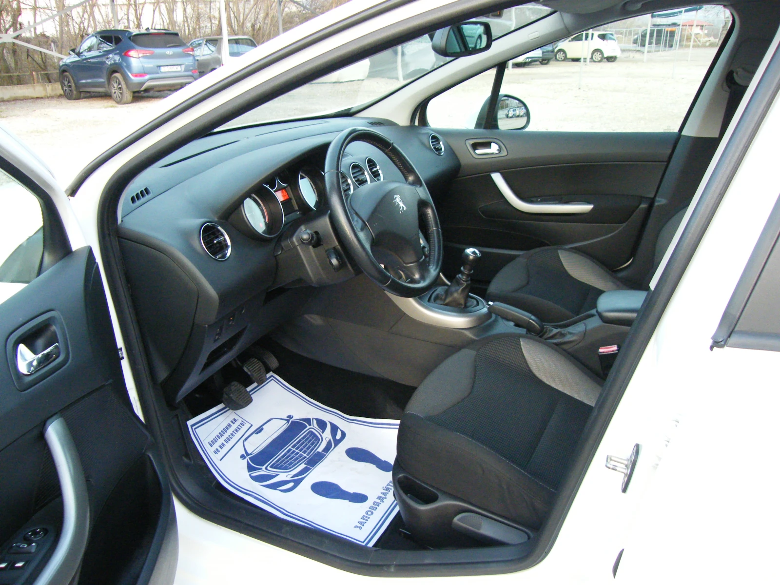 Peugeot 308 1.6HDI  - изображение 8