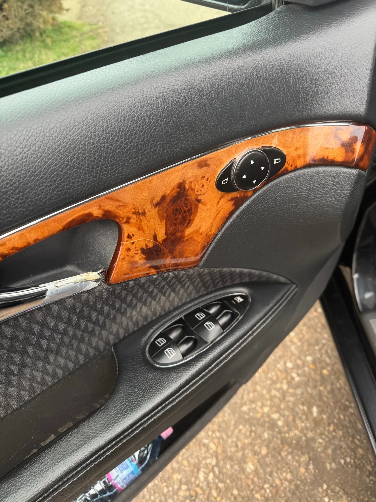 Mercedes-Benz E 220  - изображение 9