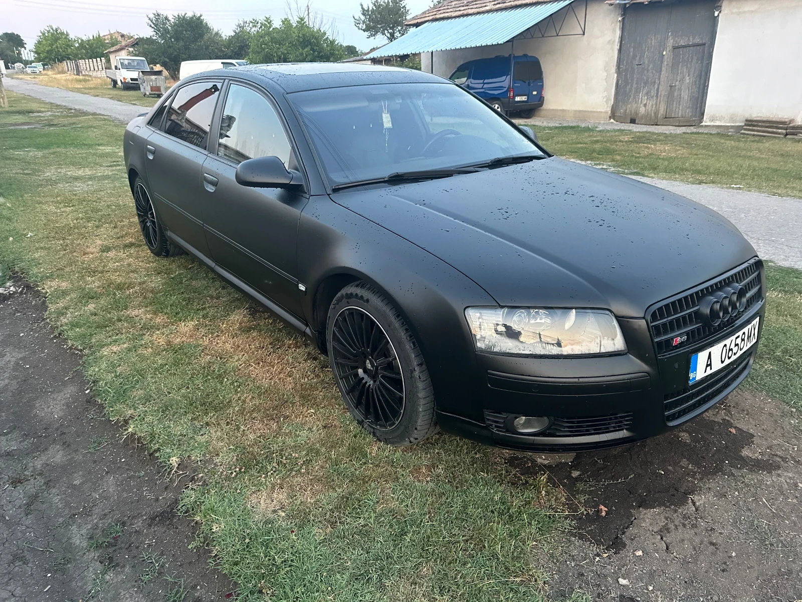 Audi A8 4, 2 benzin - изображение 2