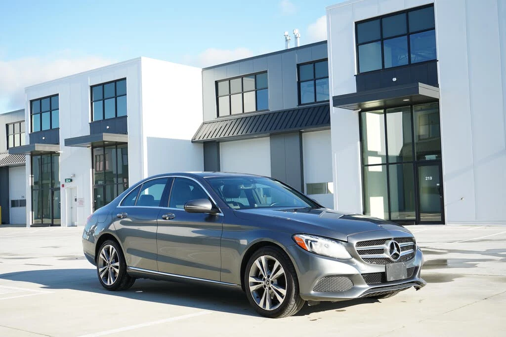 Mercedes-Benz C 300 CARFAX * АвтоКредит * (ЦЕНА ДО БГ) - изображение 3