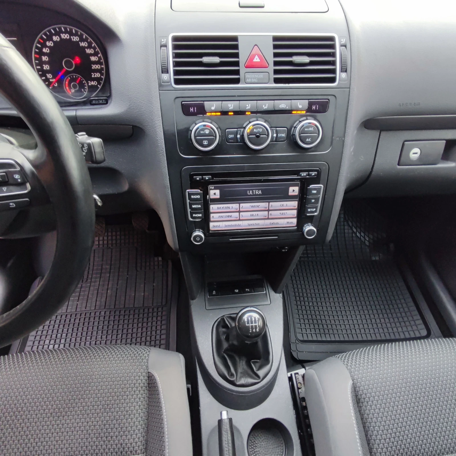 VW Touran 1.4TSI* EcoFuel* HIGLINE* KSENON* NAVI* FULL*  - изображение 10