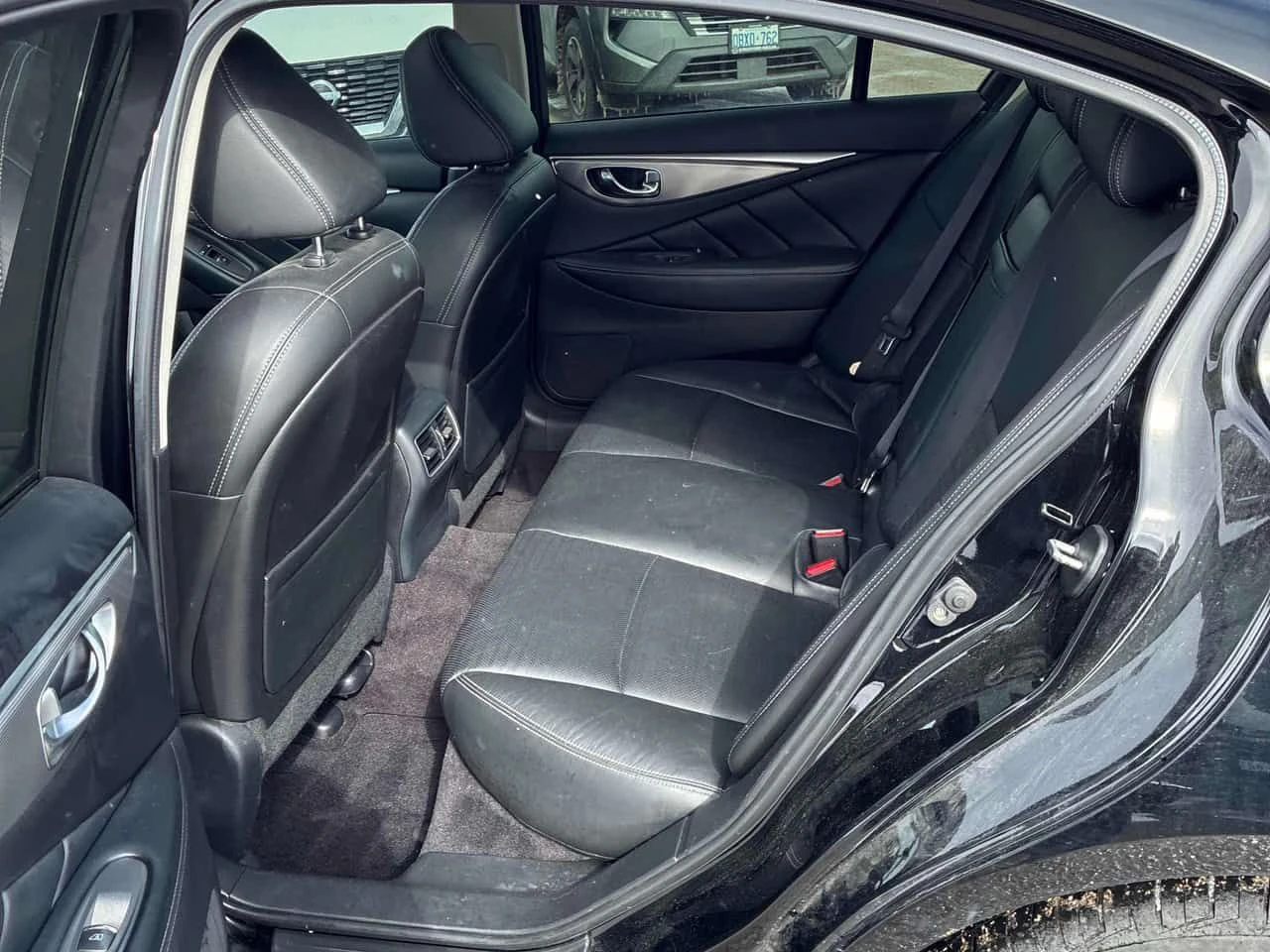 Infiniti Q50 * AWD * CARFAX * ПАНОРАМА * KEYLESS * ПОДГРЕВИ *  - изображение 10