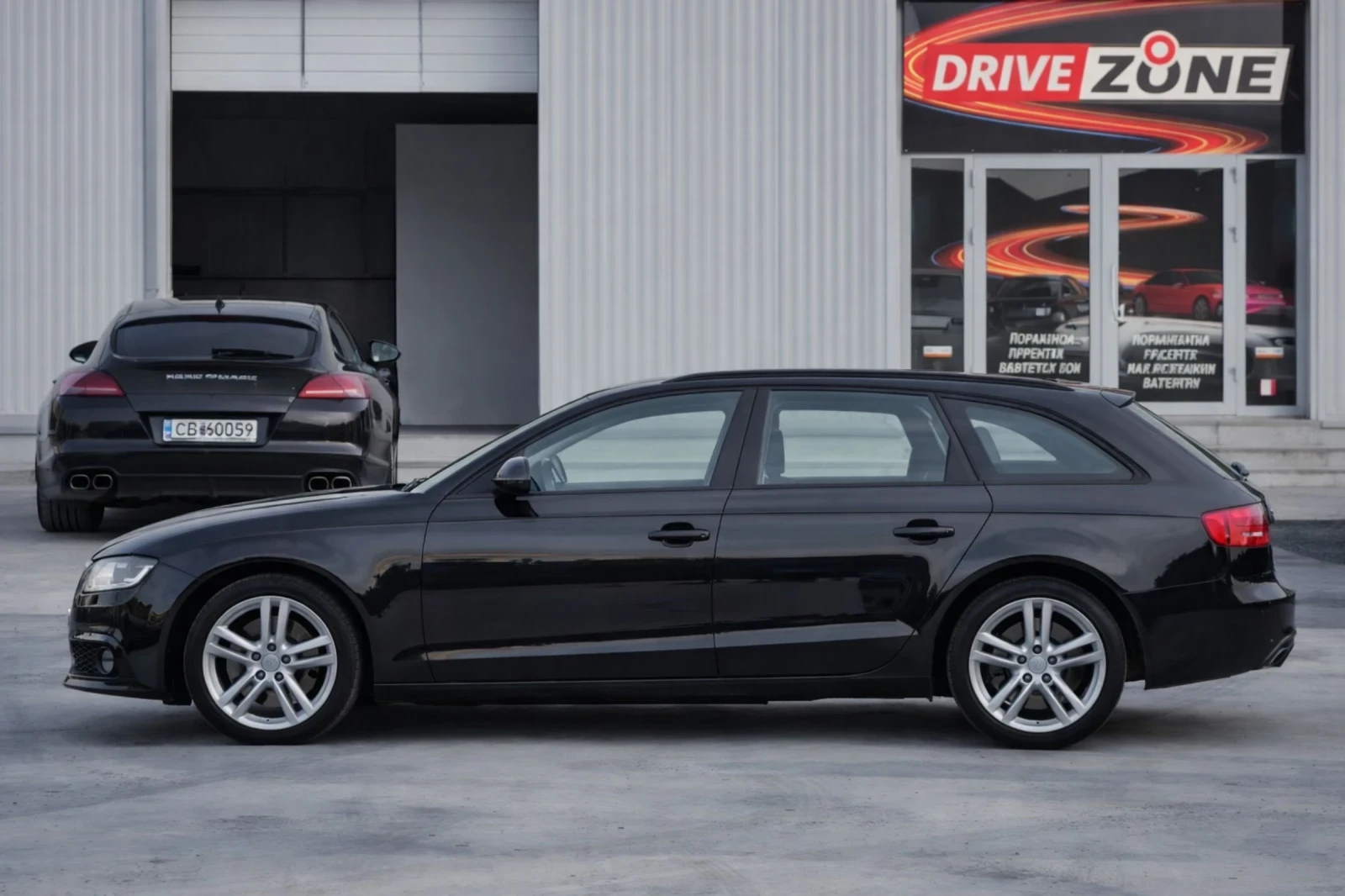 Audi A4 2.0 TDI Автоматик, снимка 4 - Автомобили и джипове - 54122543