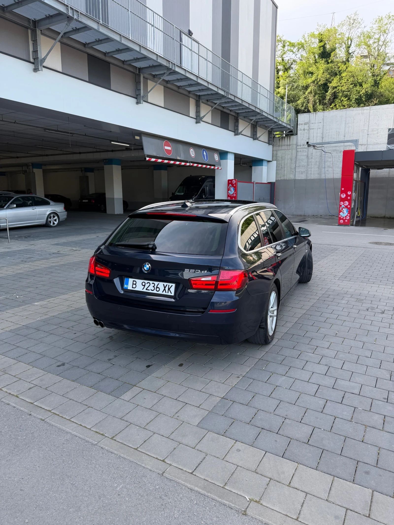 BMW 520 2.0D 184k.c 8ZF, снимка 5 - Автомобили и джипове - 54809777