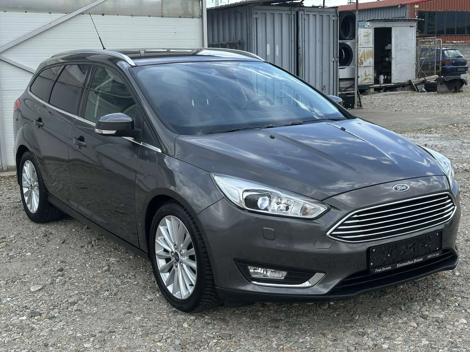 Ford Focus 2.0 TDCI Навигация/Камера/Подгрев/Собствен лизинг , снимка 2 - Автомобили и джипове - 54844628