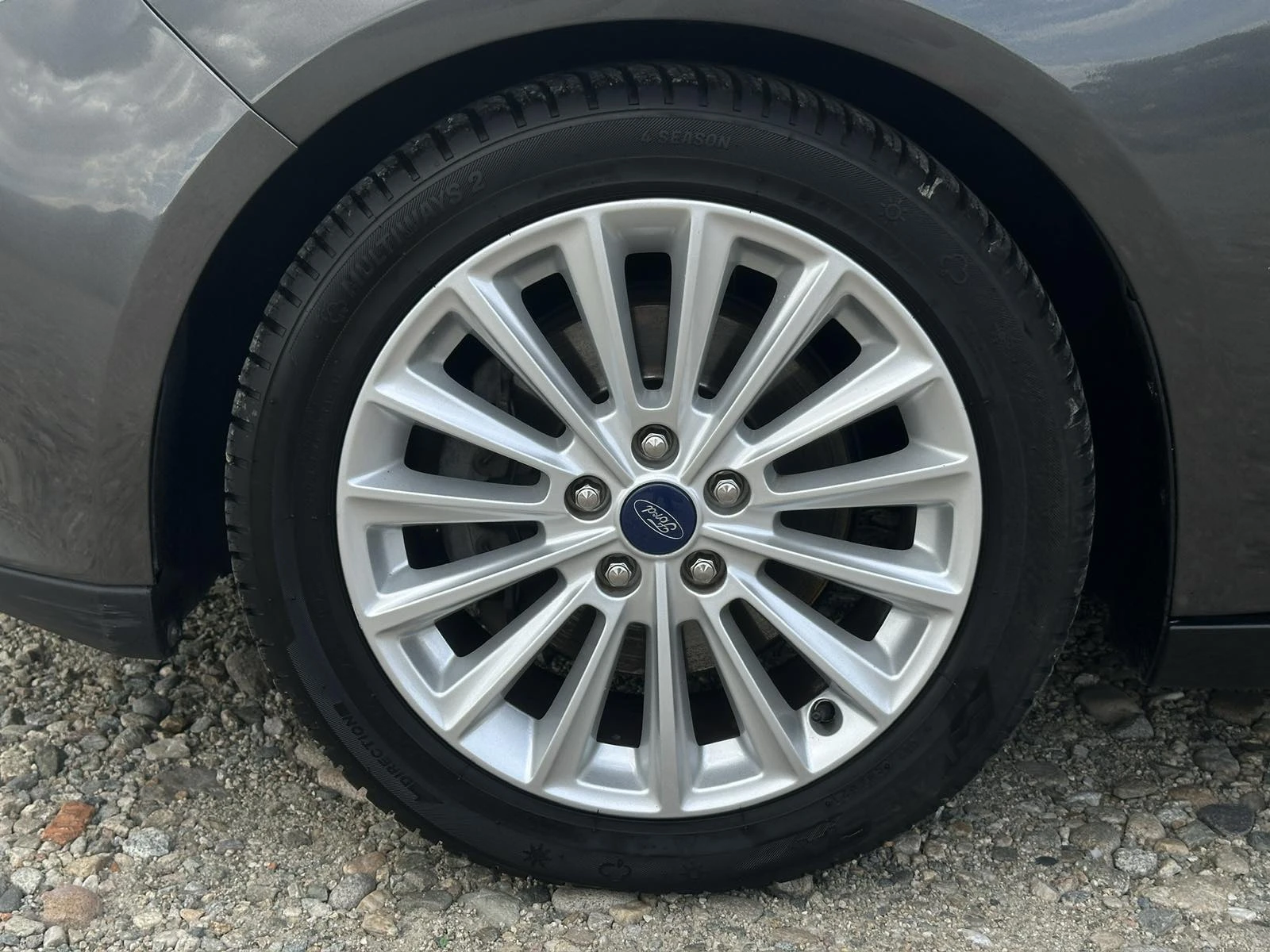 Ford Focus 2.0 TDCI Навигация/Камера/Подгрев/Собствен лизинг , снимка 16 - Автомобили и джипове - 54844628