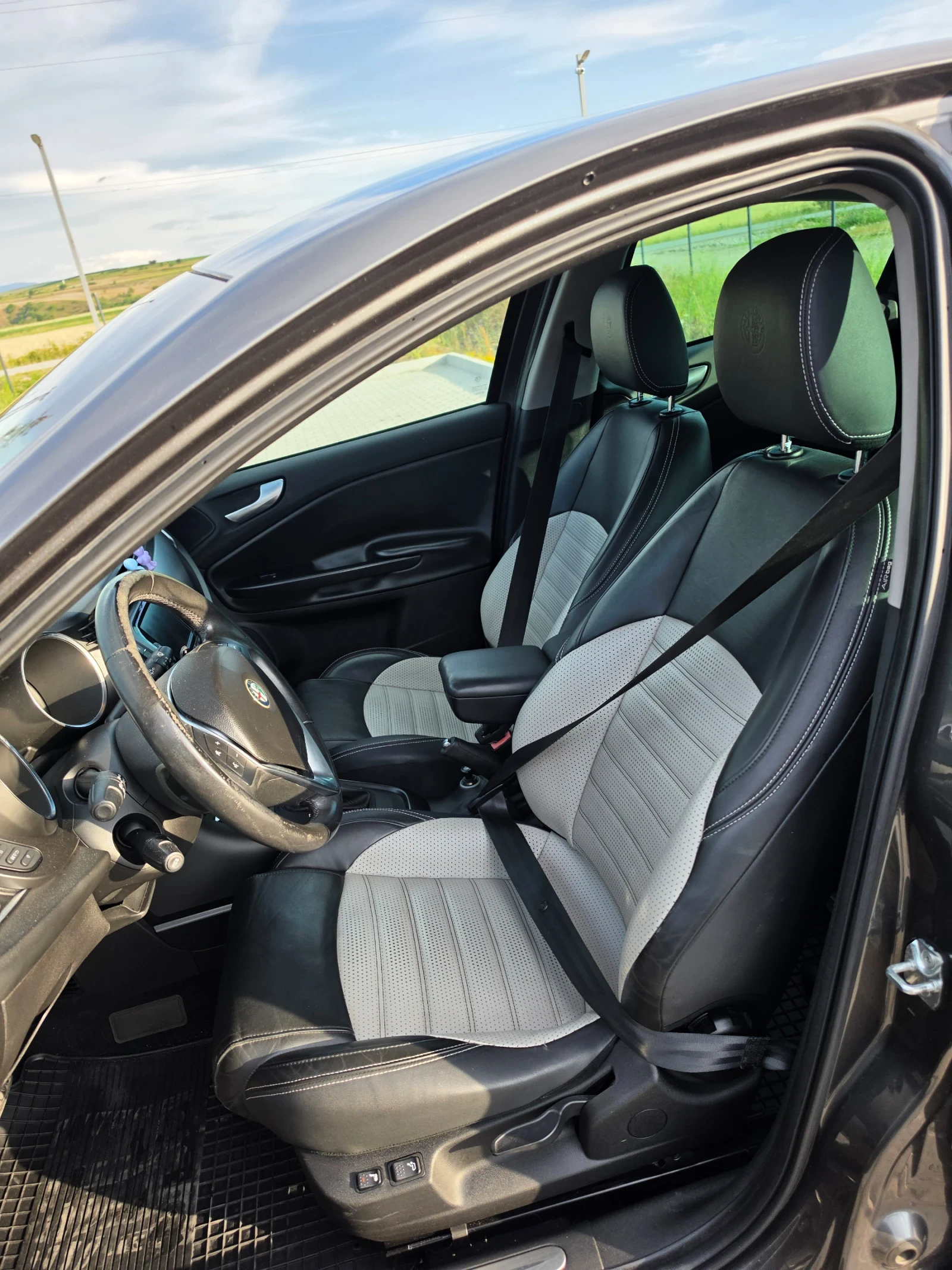 Alfa Romeo Giulietta 1.4 TB, 170 к.с., снимка 9 - Автомобили и джипове - 55057071