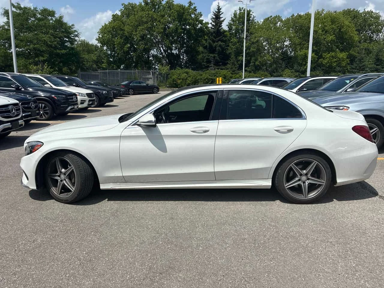Mercedes-Benz C 300 * ГЛАВНО ПРЕДСТАВИТЕЛСТВО НА MERCEDES-BENZ * , снимка 3 - Автомобили и джипове - 55158873