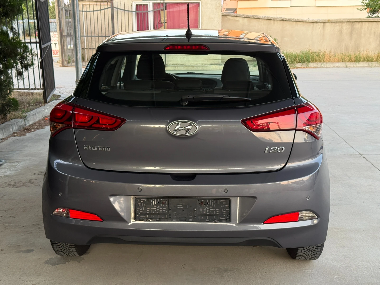 Hyundai I20 Active 1.4i Automatic, снимка 8 - Автомобили и джипове - 55182905