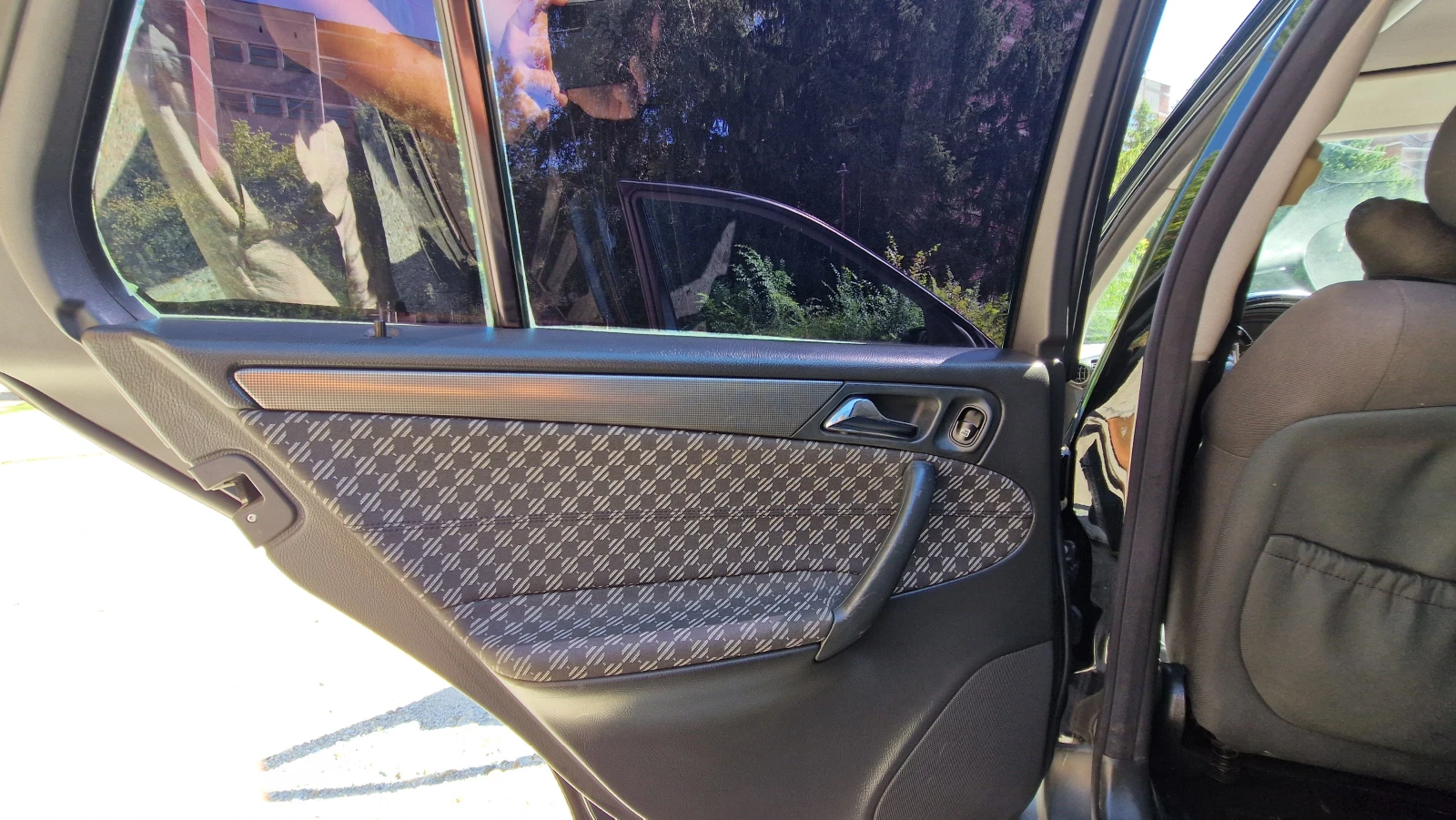 Mercedes-Benz C 270 CDI, снимка 8 - Автомобили и джипове - 55335813