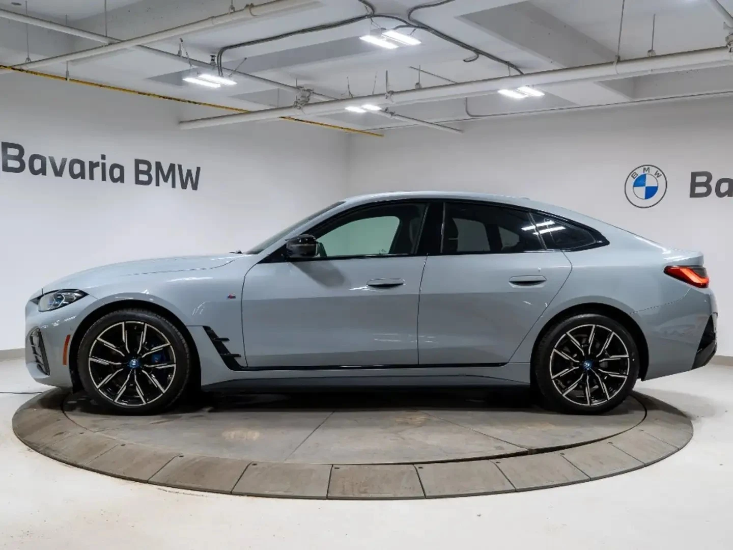 BMW i4 M50* HarmanKardon* Laserlight headlights | Mobile.bg � ����������� 2