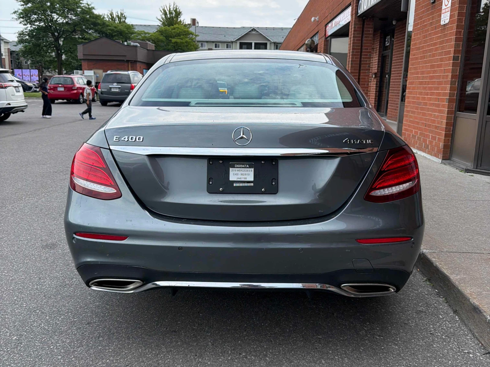 Mercedes-Benz E 400 4MATIC * BURMESTER * ОБДУХВАНЕ * CARFAX * , снимка 5 - Автомобили и джипове - 56047984