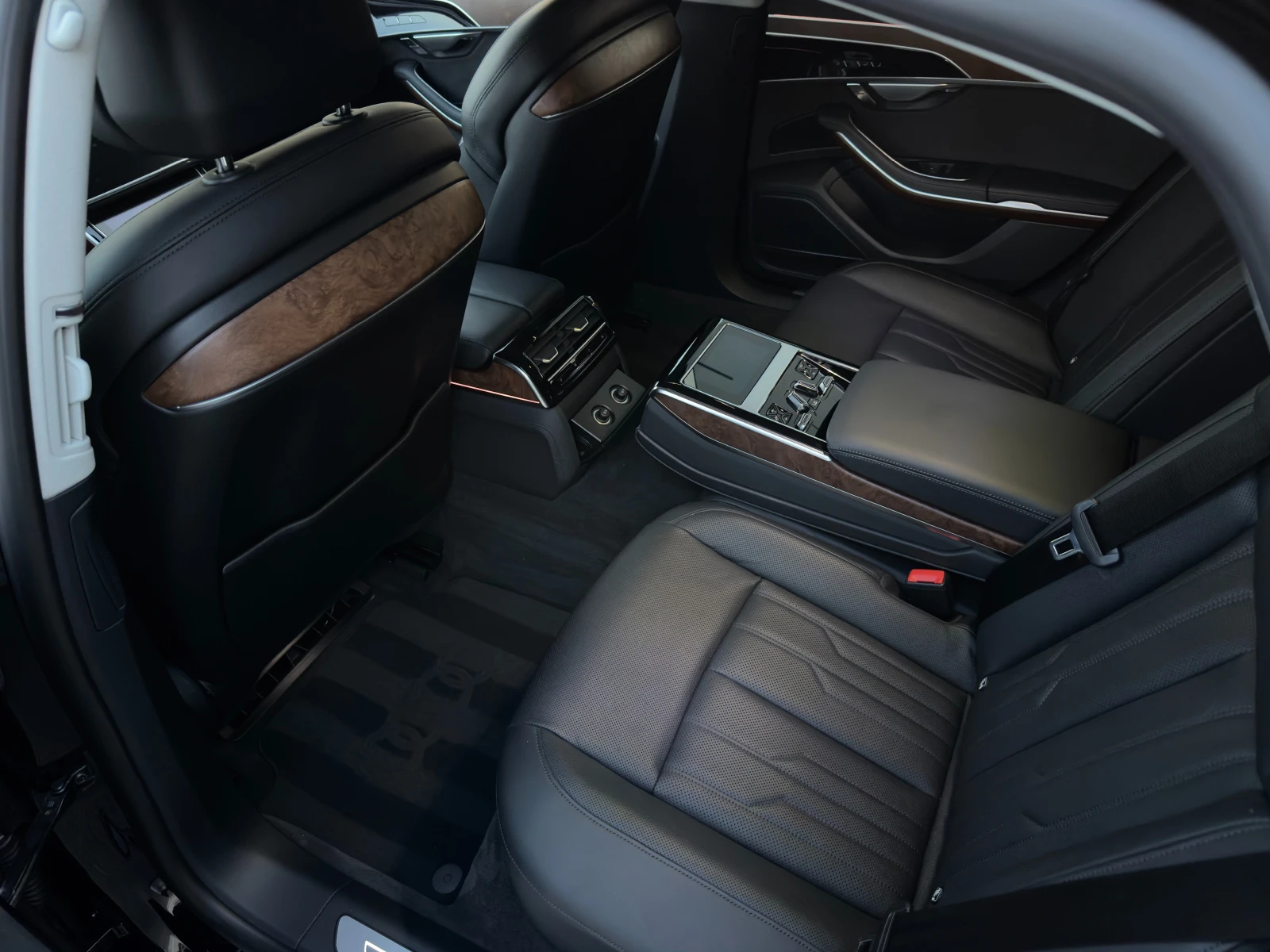 Audi A8 (D5, facelift 2021) 55 TFSI V6 Mild Hybrid Quattro | Mobile.bg � ����������� 15