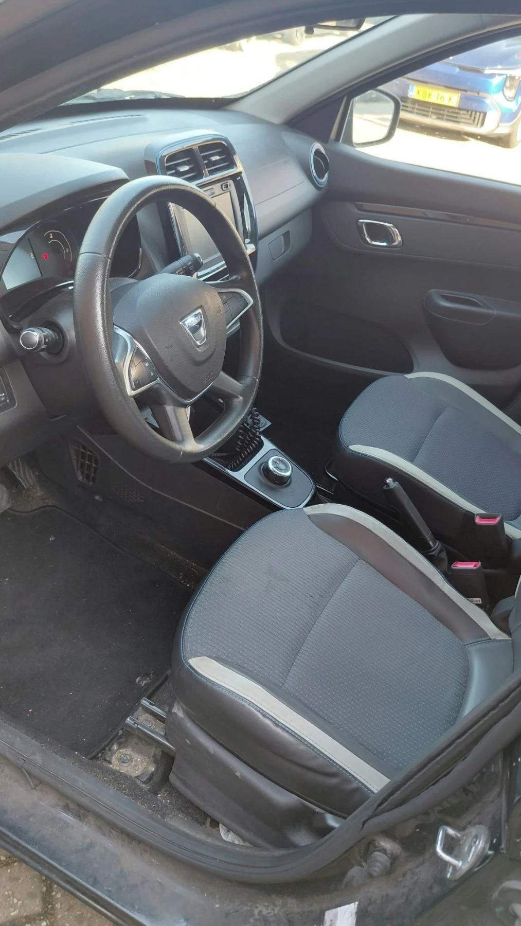 Dacia Spring, снимка 5 - Автомобили и джипове - 56600717