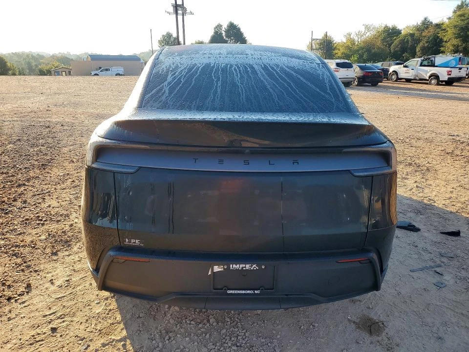Tesla Model Y LONG RANGE, снимка 2 - Автомобили и джипове - 56712912