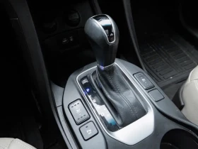 Hyundai Santa fe XL* 3.3i* Обдух* Пано* Infinity Музика, снимка 11