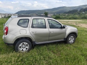 Dacia Duster Газ-Бензин 1.6, снимка 7 - Автомобили и джипове - 45786295