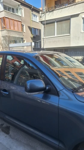 VW Touareg - 2800 € / 5476.32 лв. - 86231252 11