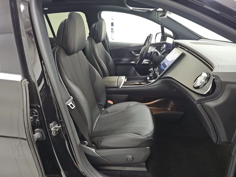 Mercedes-Benz EQE 350 4MATIC, снимка 13 - Автомобили и джипове - 52588919