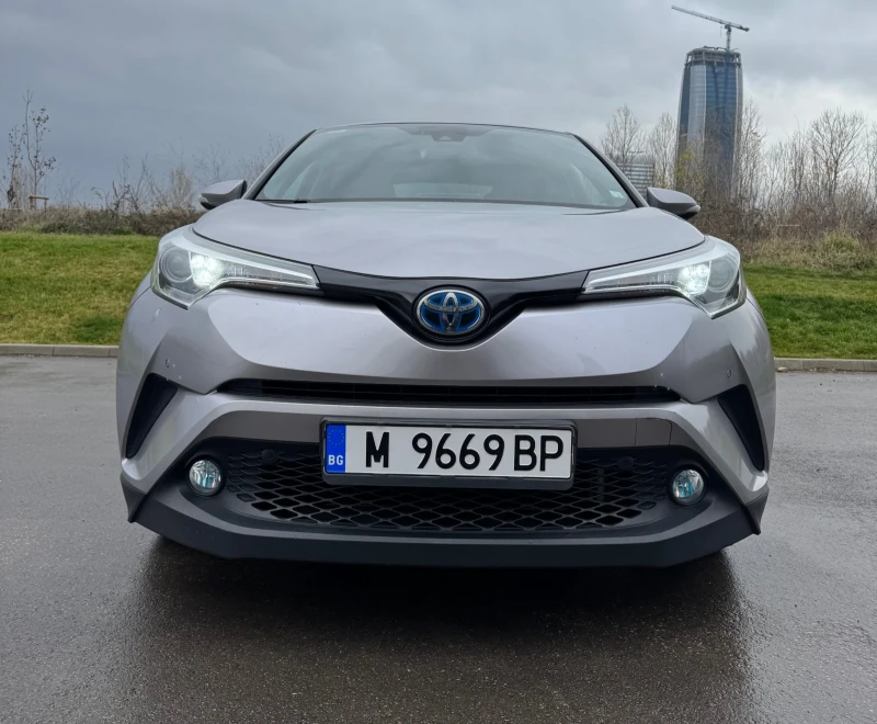 Toyota C-HR Toyota C-HR Hybrid , снимка 3 - Автомобили и джипове - 52698813