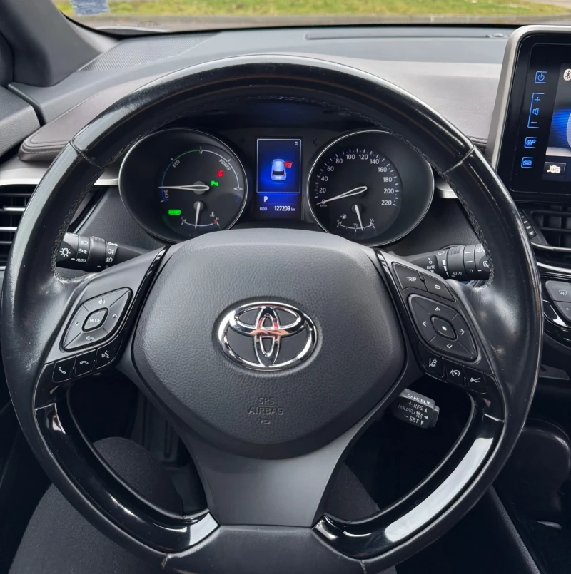 Toyota C-HR Toyota C-HR Hybrid , снимка 9 - Автомобили и джипове - 52698813