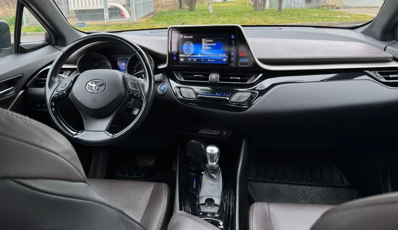 Toyota C-HR Toyota C-HR Hybrid , снимка 8 - Автомобили и джипове - 52698813