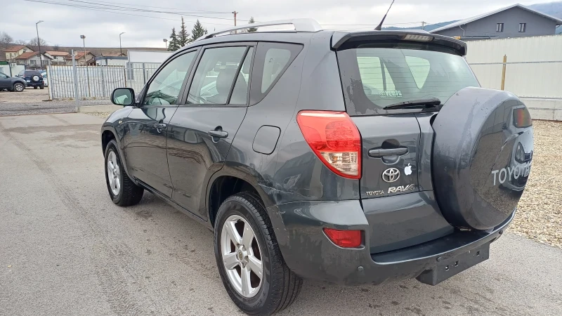 Toyota Rav4 D4D 166 000km, снимка 7 - Автомобили и джипове - 52752865