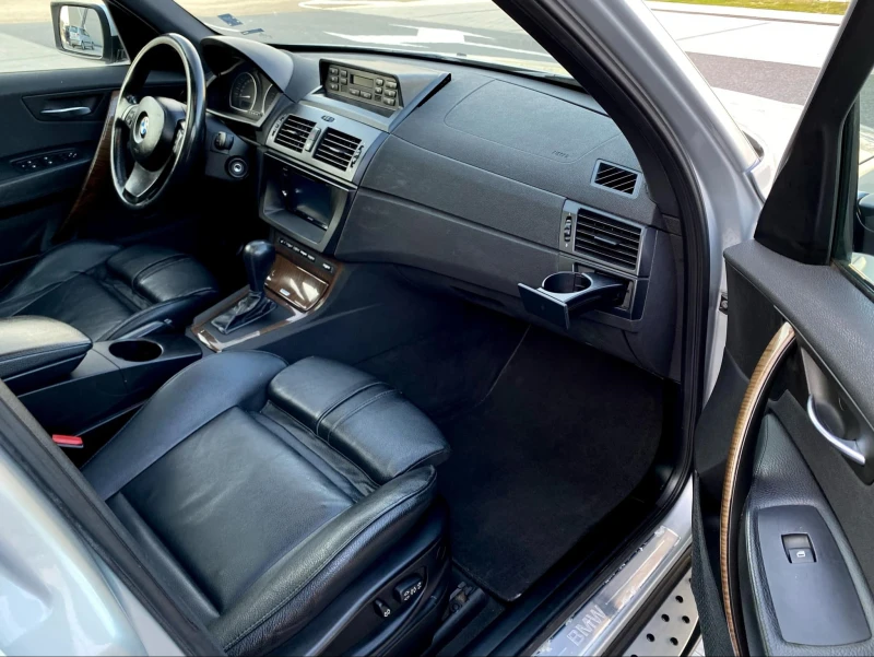 BMW X3 3.0D  АВТОМАТ/ПАНОРАМА/СПОРТ ПАКЕТ, снимка 12 - Автомобили и джипове - 52960128