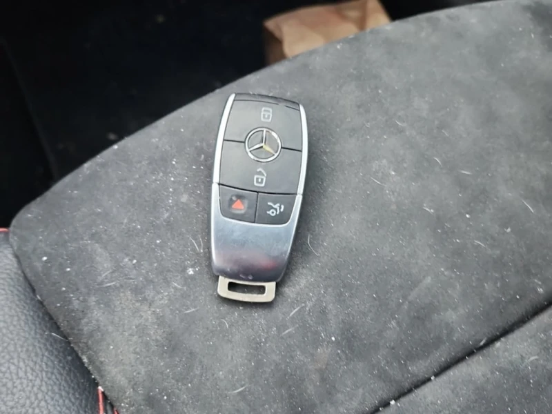 Mercedes-Benz GLA * 250 * CARFAX * БЕЗ ПЪРВОНАЧАЛНА ВНОСКА, снимка 8 - Автомобили и джипове - 53133410