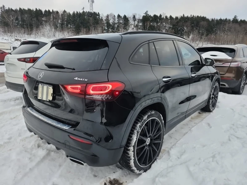 Mercedes-Benz GLA * 250 * CARFAX * БЕЗ ПЪРВОНАЧАЛНА ВНОСКА, снимка 3 - Автомобили и джипове - 53133410