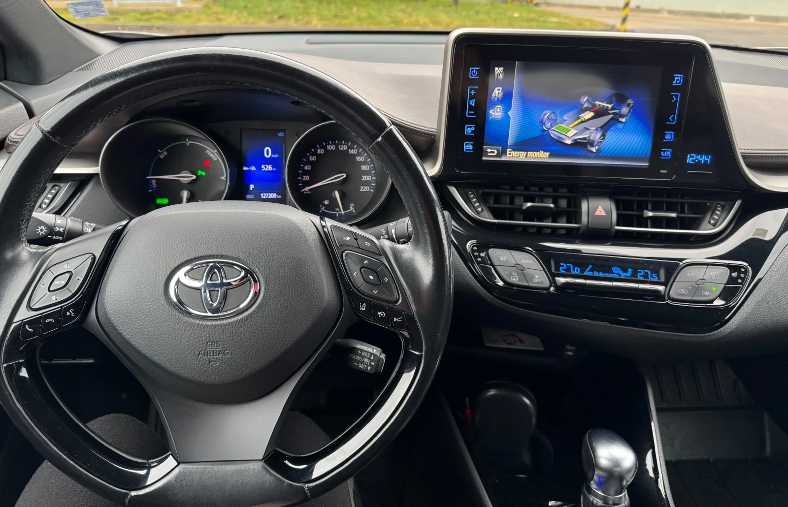 Toyota C-HR Hybrid  - изображение 10