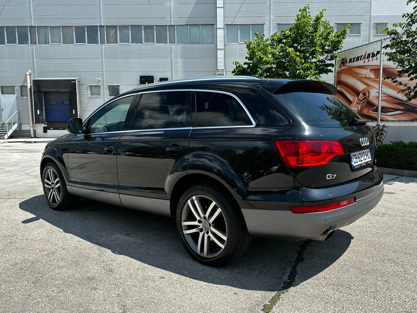 Audi Q7, снимка 3 - Автомобили и джипове - 53683728