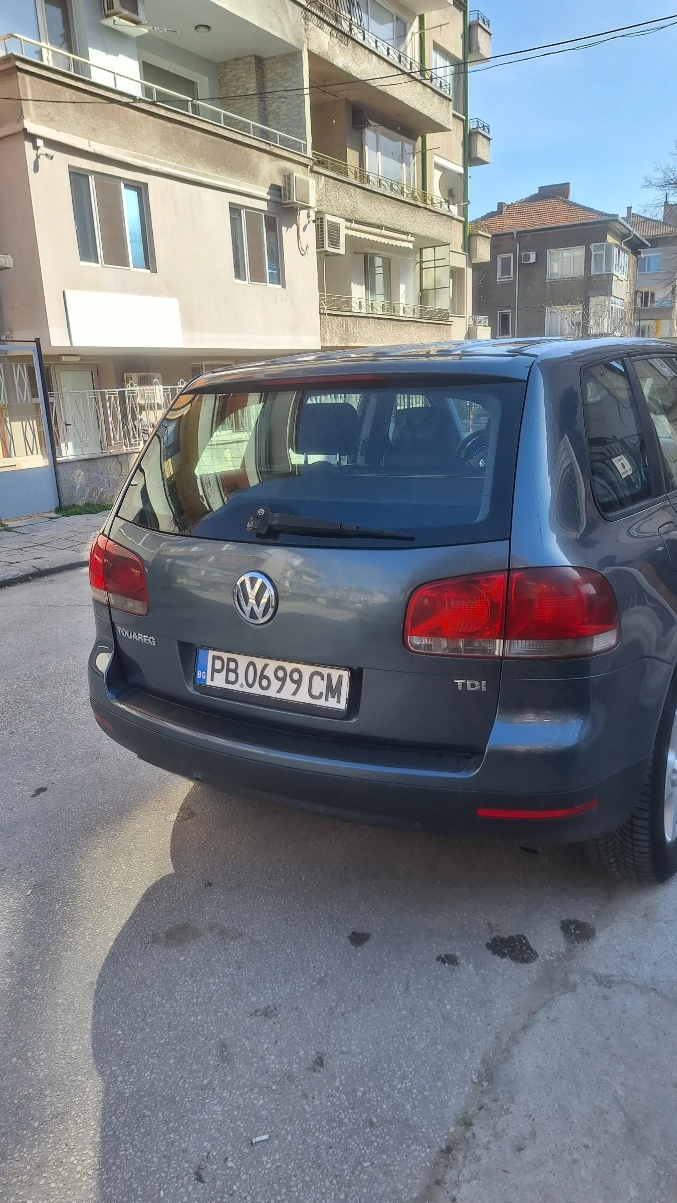 VW Touareg, снимка 13 - Автомобили и джипове - 53801192