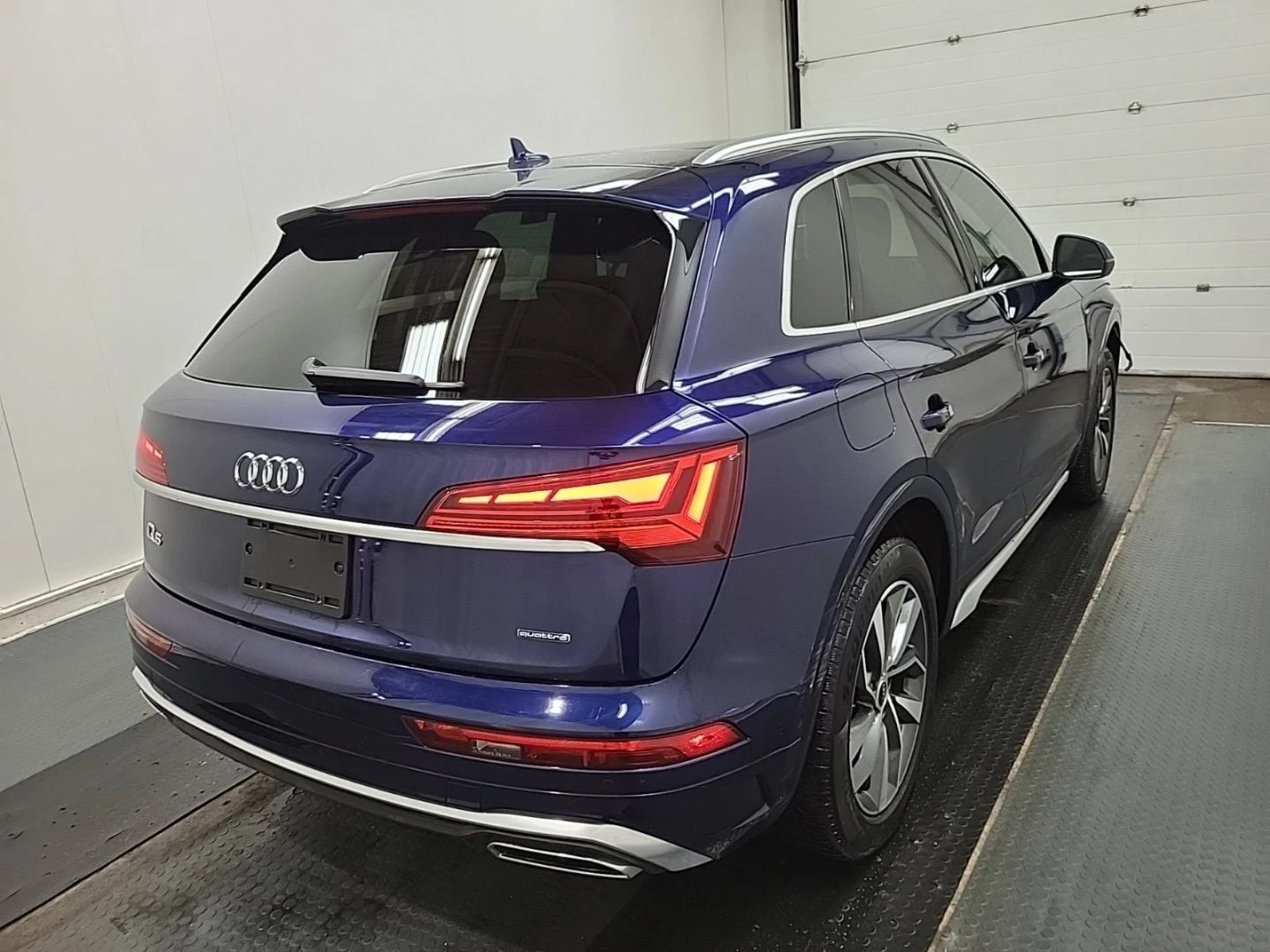 Audi Q5 Technik* S-line* 360View* Подгрев* B&O* Обдух, снимка 4 - Автомобили и джипове - 54073227