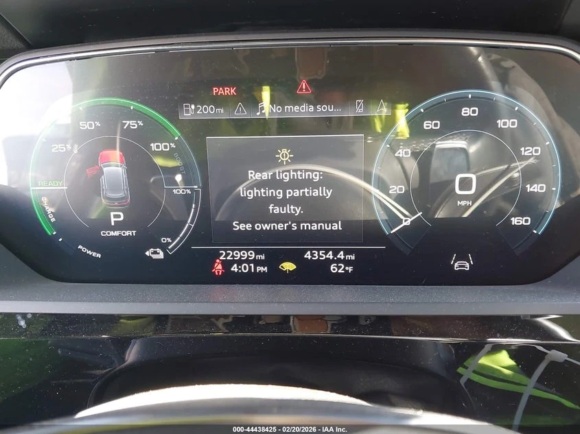 Audi Q8 E-Tron Premium Quattro, снимка 7 - Автомобили и джипове - 54129115