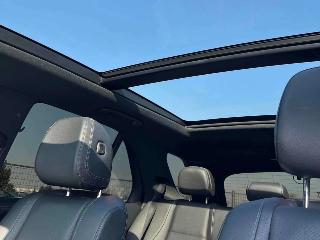 Mercedes-Benz GLE 350 BURMESTER/ПАНОРАМА/HUD/БЕЗ ЗАБЕЛЕЖКИ , снимка 11 - Автомобили и джипове - 54183361