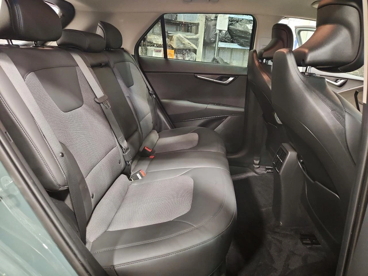 Kia Niro Wind, снимка 10 - Автомобили и джипове - 54647805
