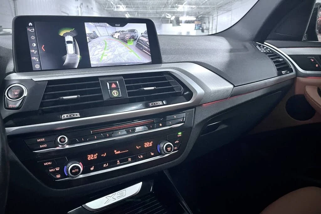 BMW X3 * X-DRIVE30I* DIS* BLIND* SPOT* PANO* * , снимка 11 - Автомобили и джипове - 55898883