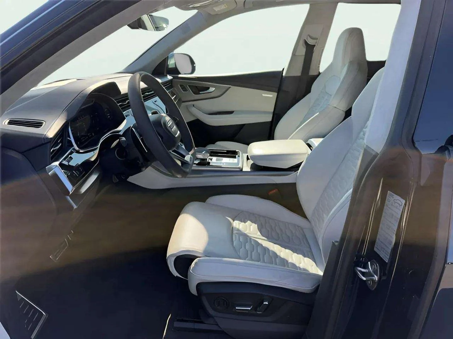 Audi RSQ8 | Mobile.bg � ����������� 6