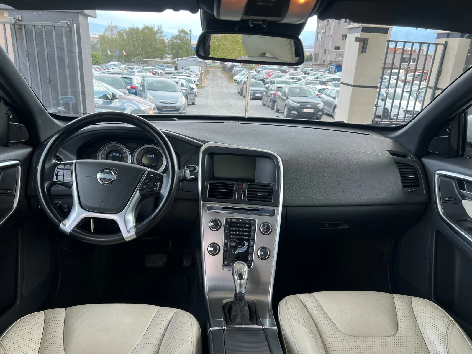 Volvo XC60 2.4D5 4x4 Panorama* pamet* Stronic* full | Mobile.bg � ����������� 10