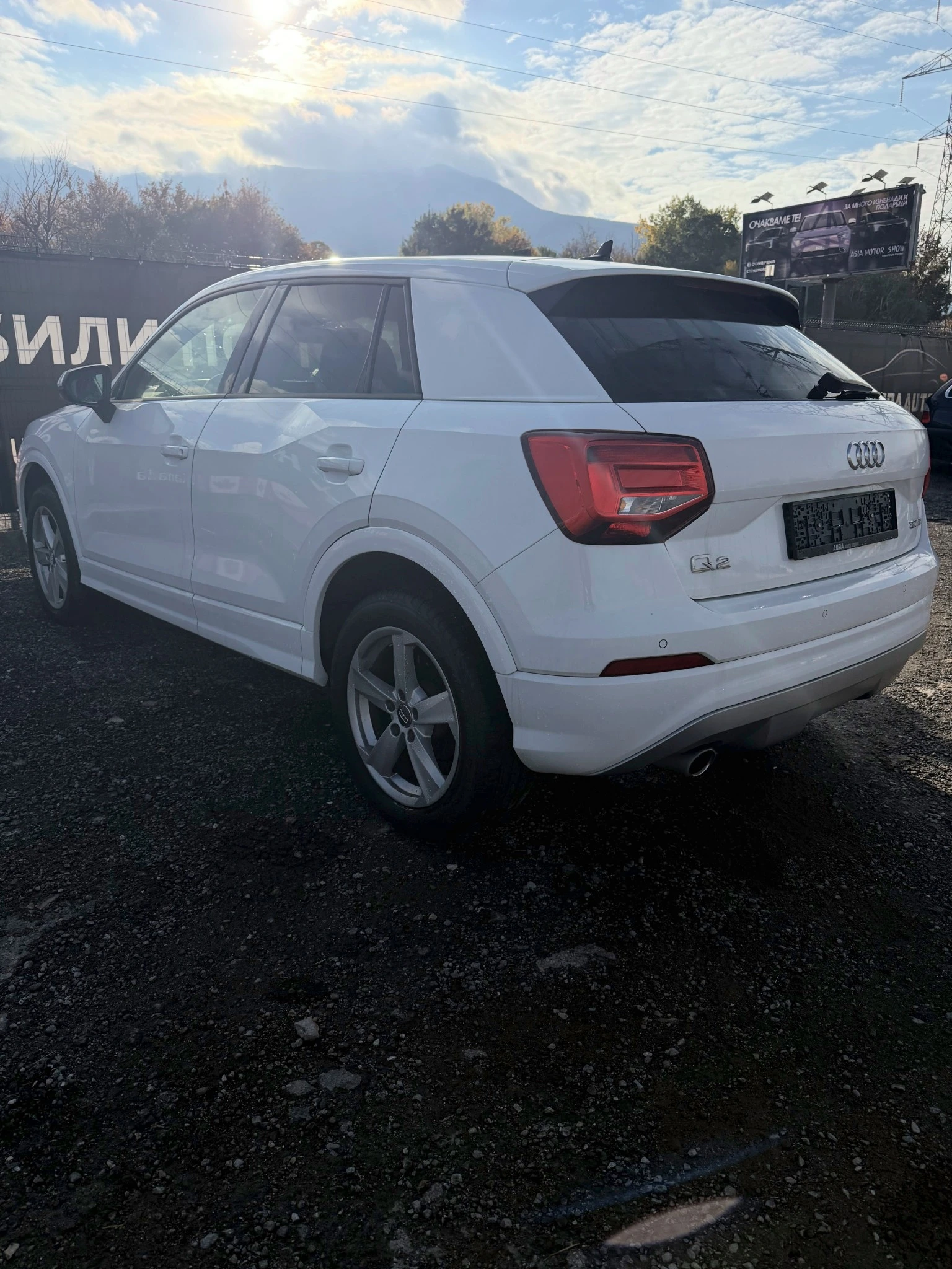 Audi Q2 S-line| Distronic| ���������| Start/Stop|  | Mobile.bg � ����������� 5