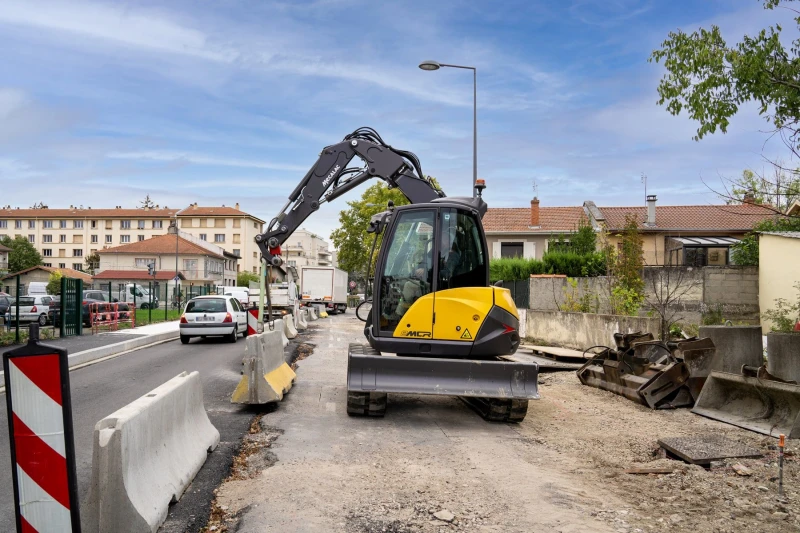 Багер MECALAC 8MCR, снимка 10 - Индустриална техника - 52685396