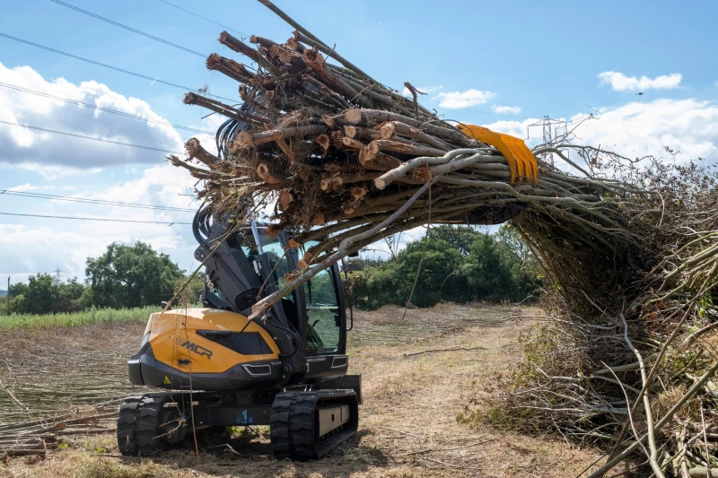 Багер MECALAC 8MCR, снимка 12 - Индустриална техника - 52685396