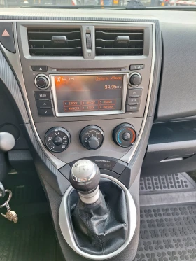 Toyota Verso S, снимка 15