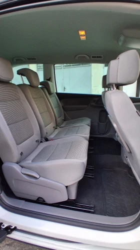 VW Sharan 2.0 TDI . DSG, снимка 13