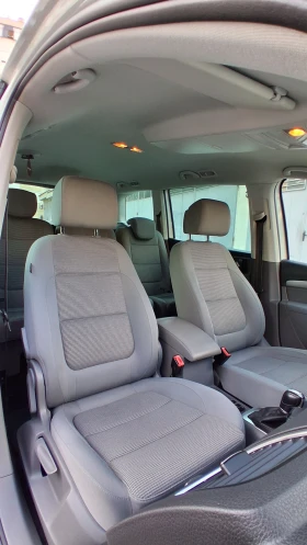 VW Sharan 2.0 TDI . DSG, снимка 9